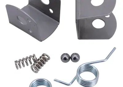 Kit montaggio pedaline passeggero con molle e sfer Zodiac - Annuncio 9620190