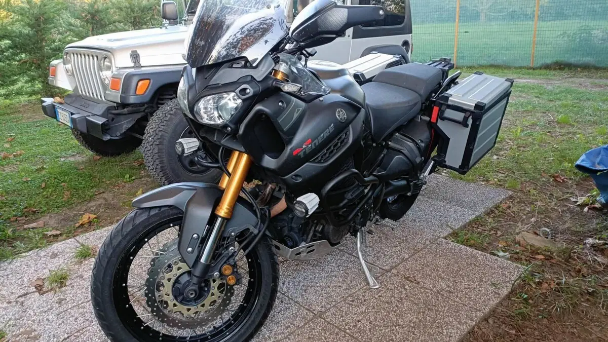 Yamaha XT1200ZE Super Ténéré (2015 - 16)  (3)
