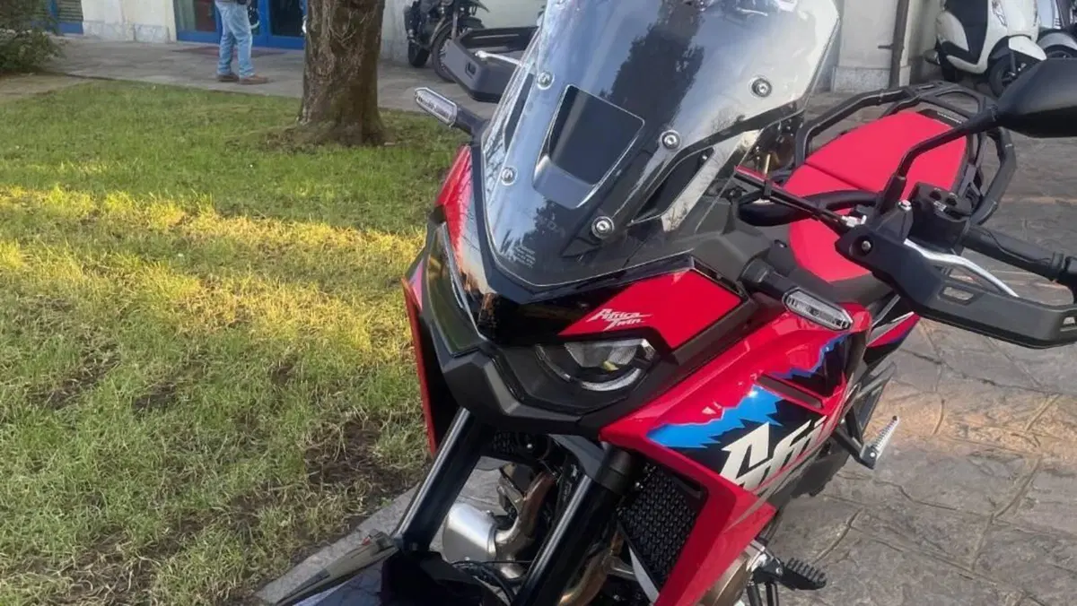Honda Africa Twin CRF 1100L (2024 - 26)  (3)