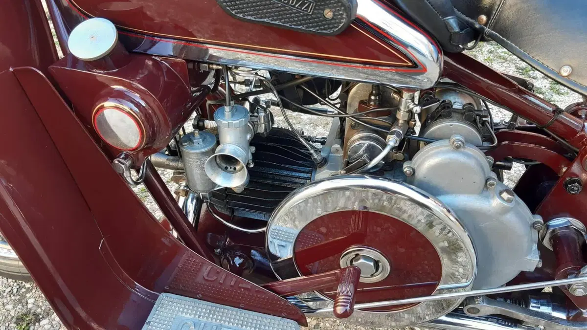 Moto Guzzi   (7)