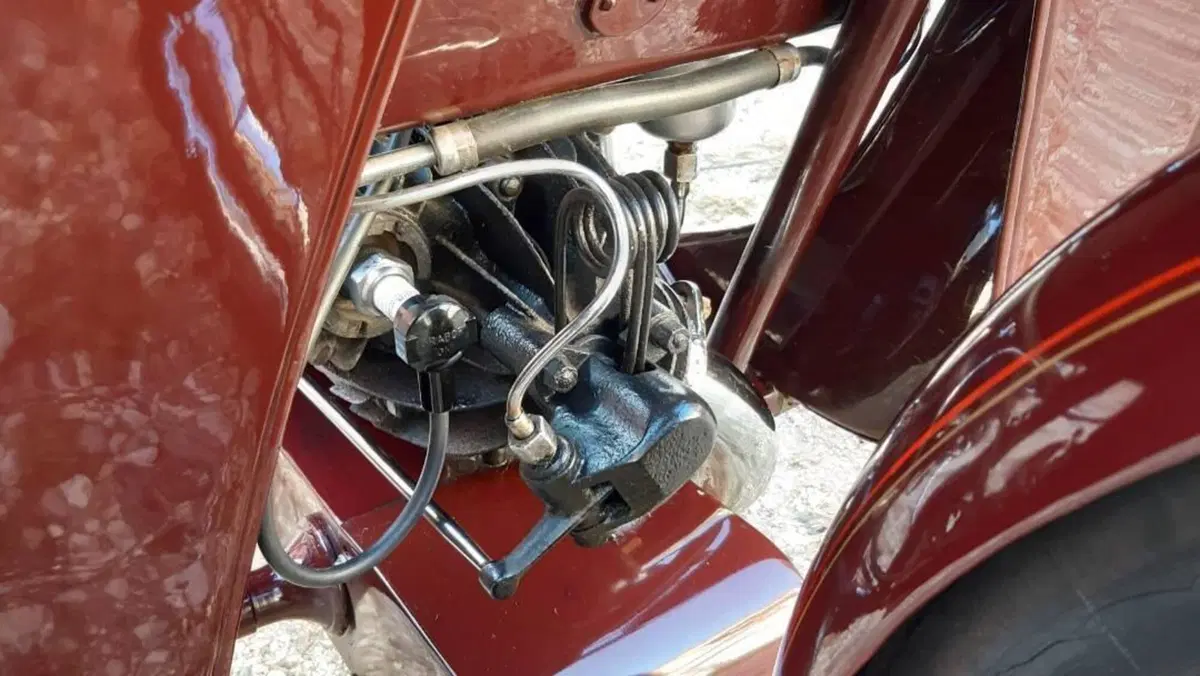 Moto Guzzi   (11)