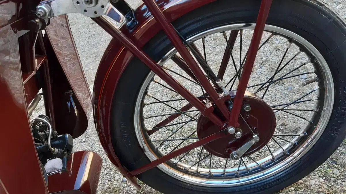 Moto Guzzi   (12)