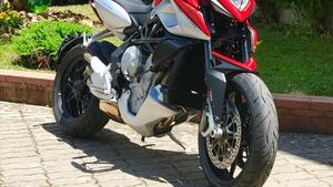 MV Agusta Rivale 800 EAS ABS (2013 -17) 