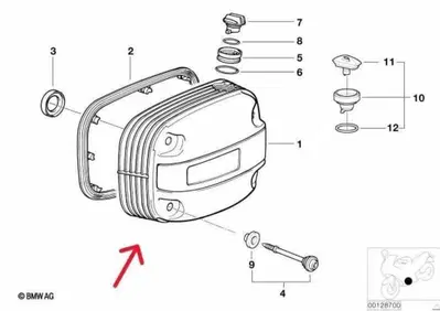 Coperchio testa cromato destro BMW - Annuncio 9624196