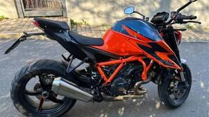 KTM 1290 Super Duke R (2022 - 23) 