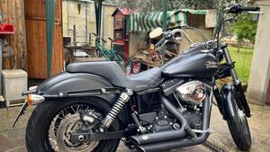 Harley-Davidson 1690 Street Bob Special (2015 - 16) - FXDB 