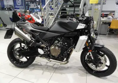 Husqvarna Svartpilen 801 (2024 - 26) - Annuncio 9627584