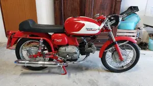 Aermacchi Harley-Davidson   (4)