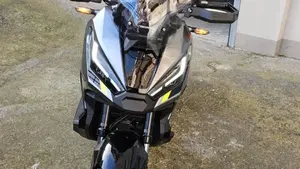 Honda X-ADV 750 DCT (2021 - 24)  (4)