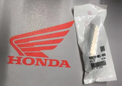 PEDANA POGGIAPIEDI ANT. DX PER HONDA CBR 1000 CODI - Annuncio 9632005