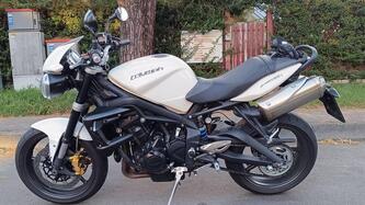Triumph Street Triple R (2009 - 12) usata