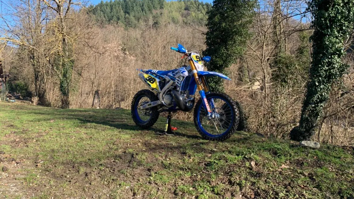 Tm Moto EN 300 Fi ES 2T (2024)  (2)