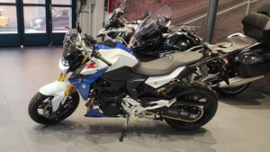 Bmw F 900 R (2021 - 24) 