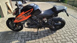 KTM 1290 Super Duke R (2019) 
