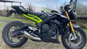 Triumph Street Triple 765 Moto2 Edition (2023 - 24) 