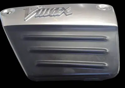Fianchetto destro Vmax + Adesivo Yamaha - Annuncio 9633484