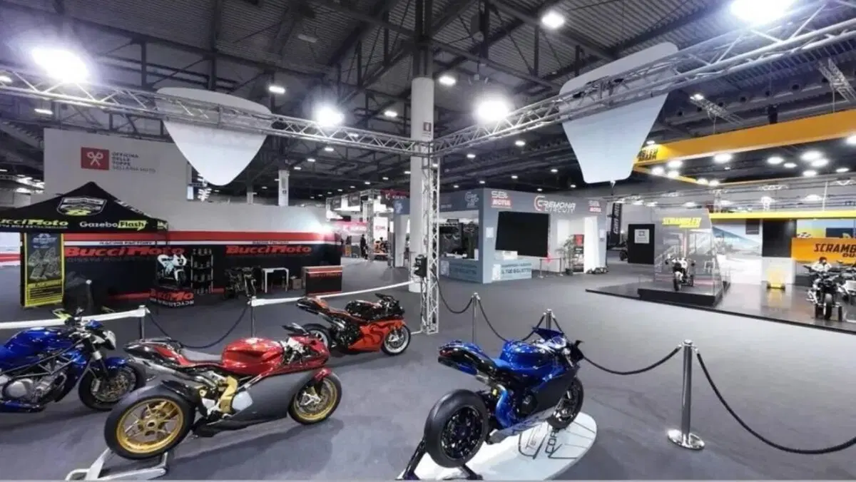 MV Agusta F43 Tributo (2023)  (9)