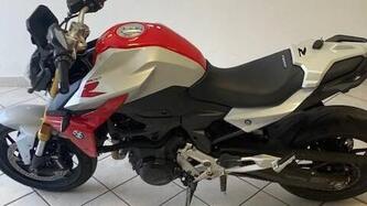 Bmw F 900 R (2021 - 24) usata