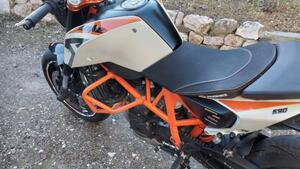 KTM 690 Duke R (2010 - 15) 