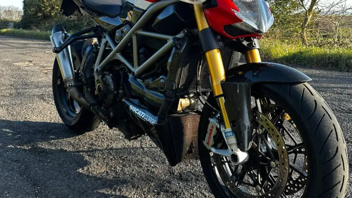 Ducati Streetfighter S (2009 - 14)  (3)