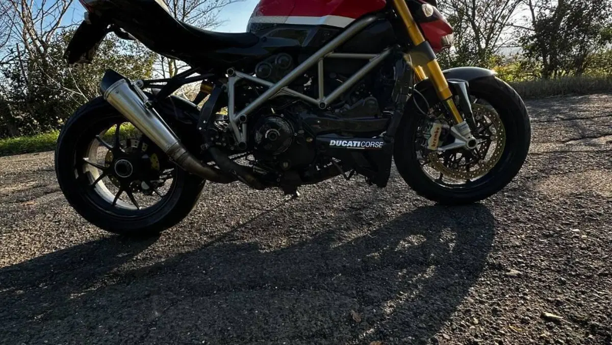Ducati Streetfighter S (2009 - 14)  (4)