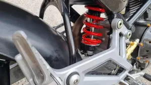 Ducati Monster 900 Dark I.E. (1999 - 02)  (16)
