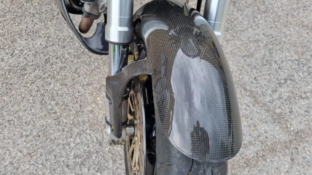 Ducati Monster 900 Dark I.E. (1999 - 02)  (6)
