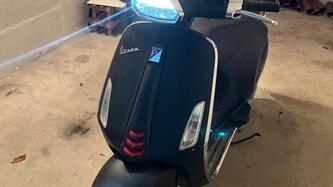 Vespa Primavera 50 (2021 - 23) usata