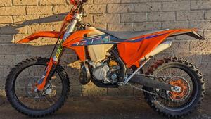 KTM 300 EXC E TPI (2022) 