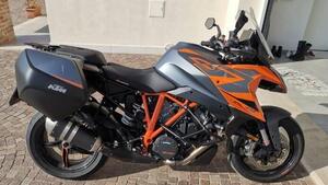 KTM 1290 Super Duke GT (2022 - 25) 