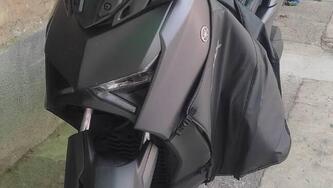 Yamaha X-Max 300 (2021 - 24) usata