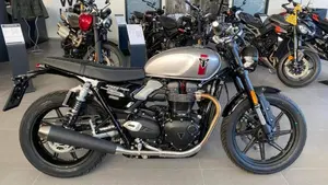 Triumph Speed Twin 900 (2025 - 26)  (5)