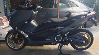 Yamaha T-Max 560 Tech Max (2020) usata