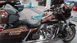 Harley-Davidson 1690 Electra Glide Ultra Limited (2010 - 13) - FLHTK  (15)