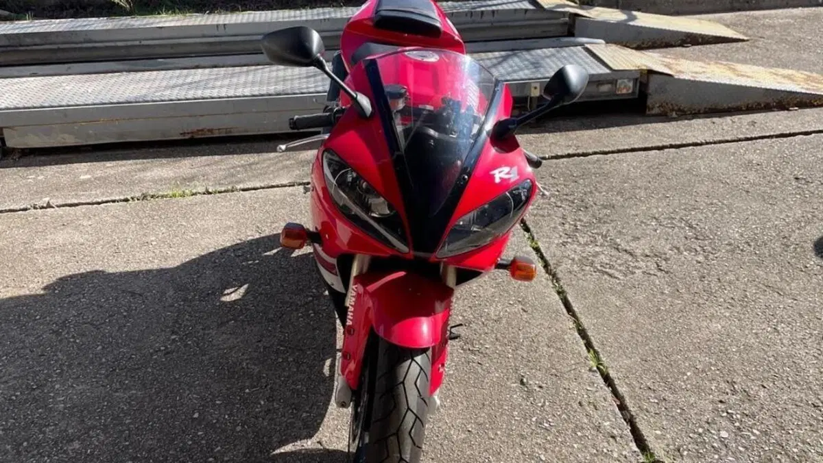 Yamaha YZF R1 (2000 - 01)  (6)