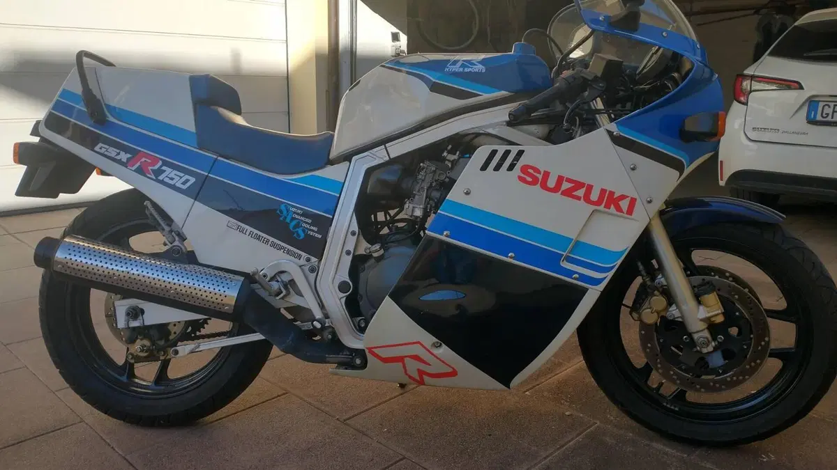 Suzuki   (3)