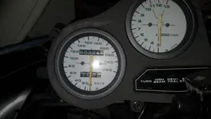 Suzuki   (12)