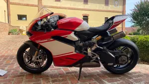 Ducati Superleggera 1299 (2017) 