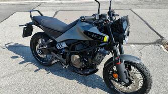Husqvarna Svartpilen 401 (2024 - 25) usata