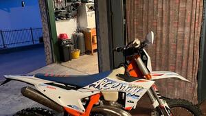 KTM 250 EXC TPI Six Days (2023) 