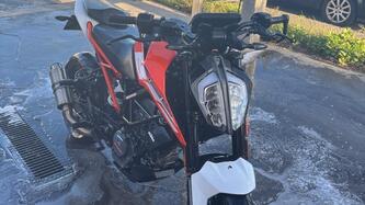 KTM 125 Duke (2021 - 23) usata