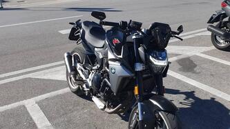 Bmw F 900 R (2021 - 24) usata
