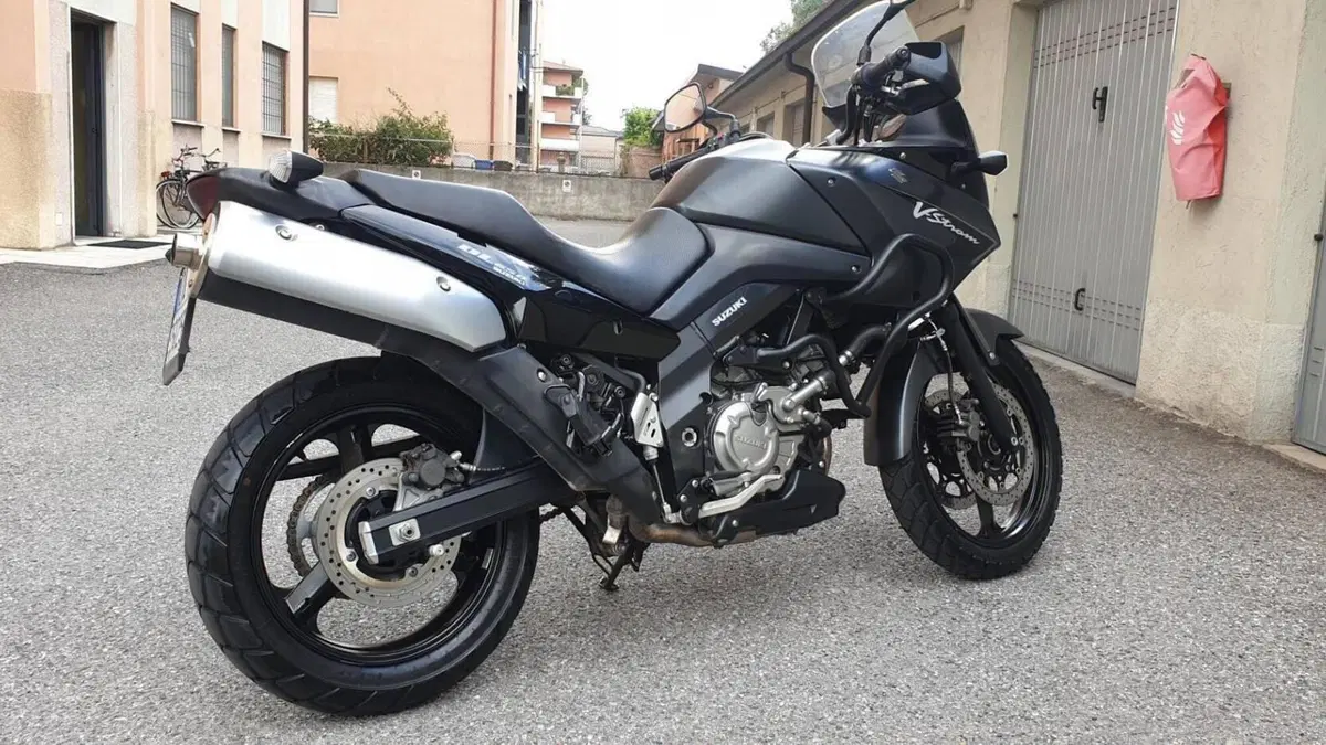 Suzuki V-Strom 650DL (2006 - 07)  (6)