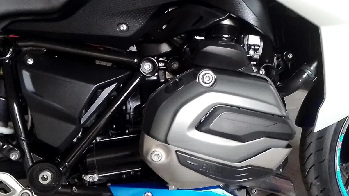 Bmw R 1200 RS (2015 - 16)  (8)