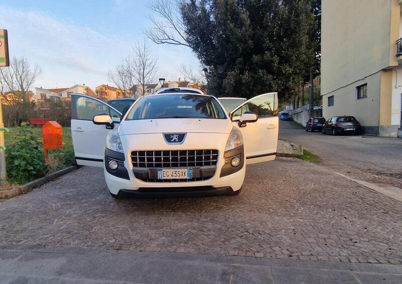 Peugeot 3008 1.6 HDi 112CV Allure