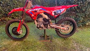 Honda CRF 450 R (2022) 