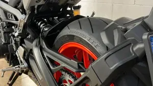 Yamaha MT-09 (2017 - 20)  (5)