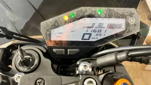 Yamaha MT-09 (2017 - 20)  (6)
