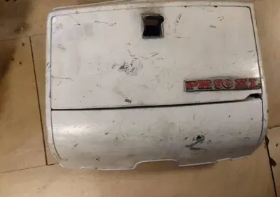 Cassettino Piaggio Vespa 50 o 125 Pk xl - Annuncio 9642347