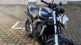 Yamaha FZ6 (2004 - 07) usata